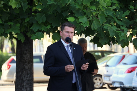 Trg talcev kraj spomina, ki ga čas ne more izbrisati (10)